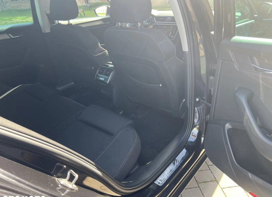 Skoda Superb cena 74500 przebieg: 189000, rok produkcji 2019 z Kowary małe 352